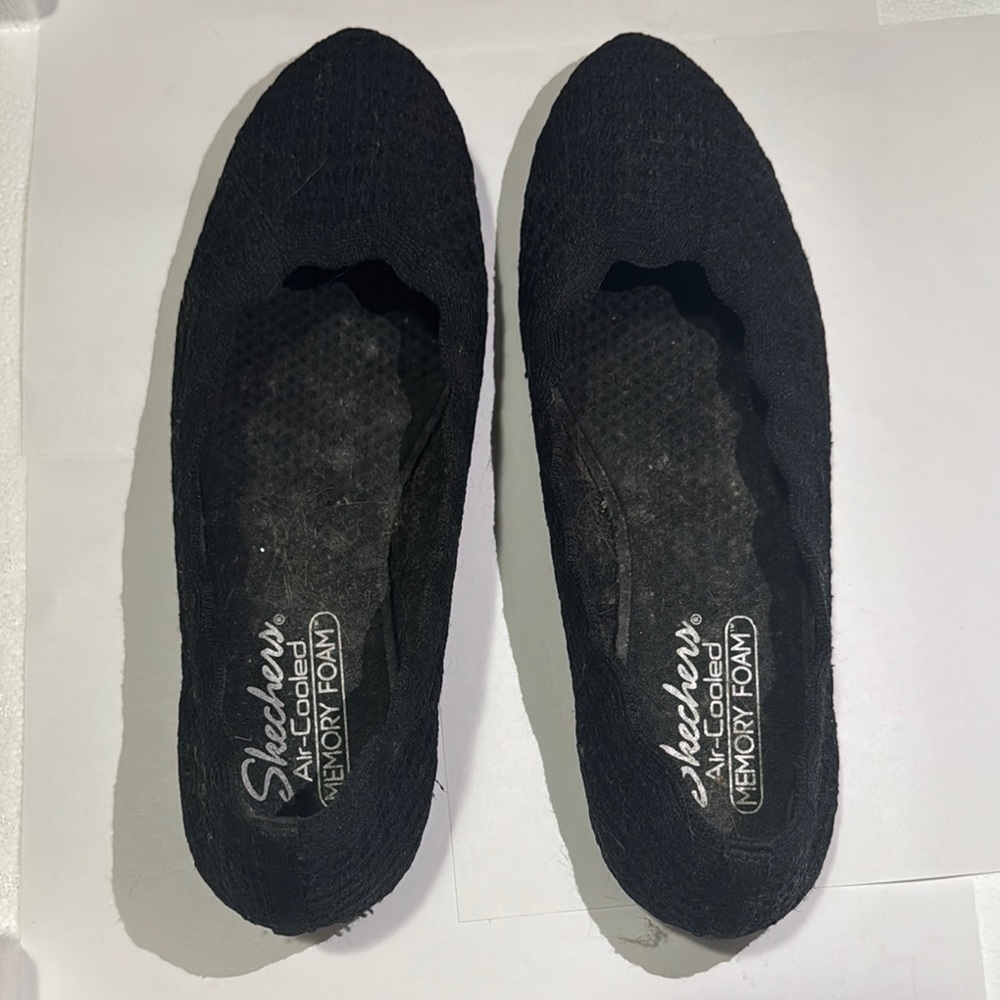 Skechers Black Flats Slip-On Ballet Flats Size 9